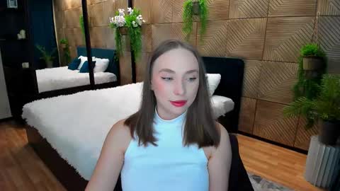 Emelie online show from 11.19.25