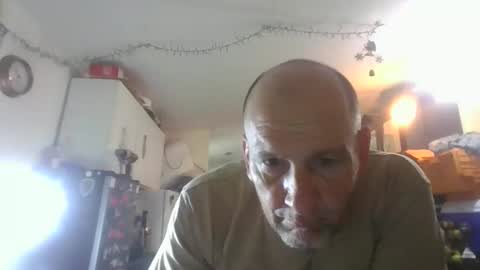 Snapshot of pierce702420 chatting on 04.02.26 pierce702420 online show from 04.02.26