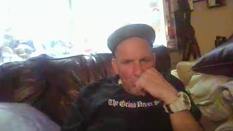 Snapshot of pierce702420 chatting on 04.06.26 pierce702420 online show from 04.06.26