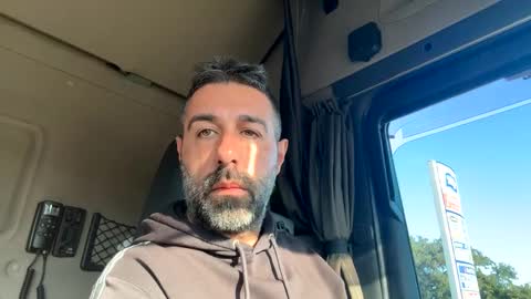 Snapshot of pierotu chatting on 12.02.24 pierotu online show from 12.02.24