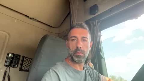 Snapshot of pierotu chatting on 09.09.25 pierotu online show from 09.09.25