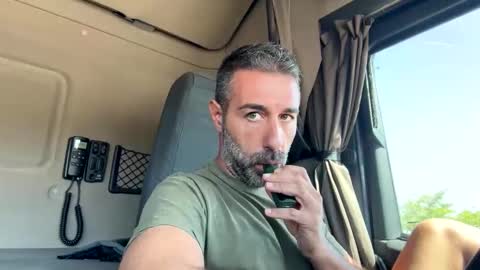 Snapshot of pierotu chatting on 09.16.25 pierotu online show from 09.16.25