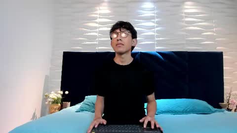 Pierre Leroy online show from 07.12.26