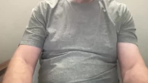 pika128689 online show from 10.19.25