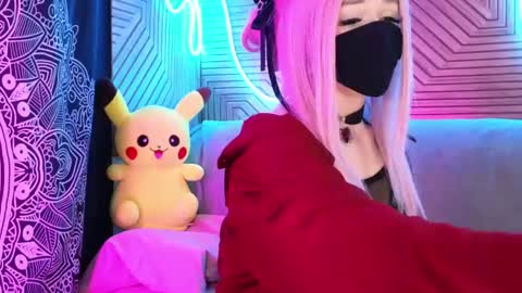 Snapshot of pika_pikaa chatting on 05.10.26 Sonya online show from 05.10.26