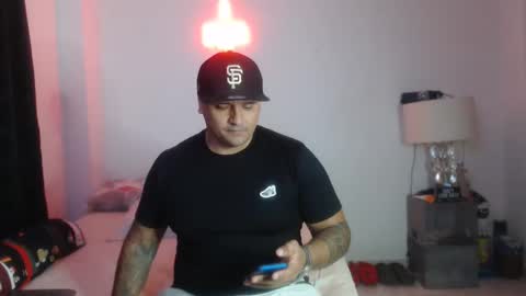 Snapshot of pikoro_gomez chatting on 01.06.25 pikoro_gomez online show from 01.06.25