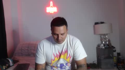 Snapshot of pikoro_gomez chatting on 01.08.25 pikoro_gomez online show from 01.08.25