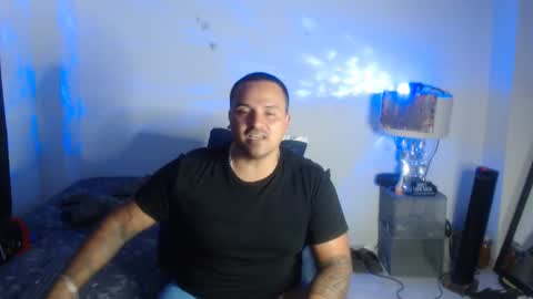 Snapshot of pikoro_gomez chatting on 02.07.25 pikoro_gomez online show from 02.07.25