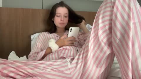 Snapshot of pileacadieri__ chatting on 12.09.24 Trisha online show from 12.09.24