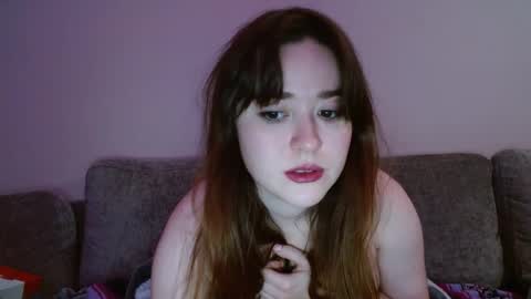 PilloGoddess online show from 01.05.25