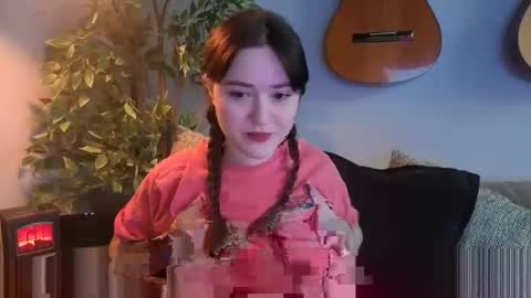 Snapshot of pillogoddess chatting on 05.18.26 PilloGoddess online show from 05.18.26