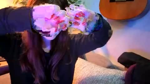 Snapshot of pillogoddess chatting on 05.26.26 PilloGoddess online show from 05.26.26