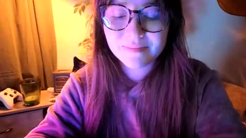 Snapshot of pillogoddess chatting on 05.30.26 PilloGoddess online show from 05.30.26