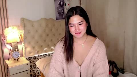 Snapshot of pinay_ivy chatting on 12.08.24 Ivy Morningstar online show from 12.08.24