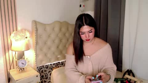 Snapshot of pinay_ivy chatting on 01.21.25 Ivy Morningstar online show from 01.21.25