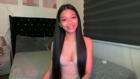 Snapshot of pinay_xpress chatting on 08.07.26 TINA online show from 08.07.26