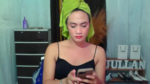 Snapshot of pinaycutie_jilian chatting on 11.29.25 jilian online show from 11.29.25