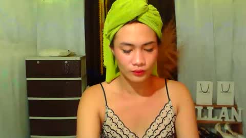 Snapshot of pinaycutie_jilian chatting on 11.30.25 jilian online show from 11.30.25