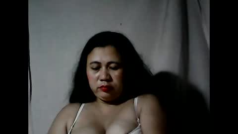 Snapshot of pinaymama12345 chatting on 01.05.25 pinaymama12345 online show from 01.05.25