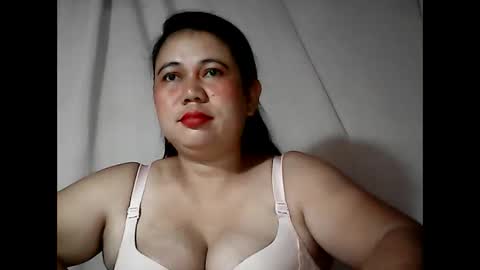 Snapshot of pinaymama12345 chatting on 10.23.25 pinaymama12345 online show from 10.23.25