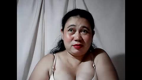 Snapshot of pinaymama12345 chatting on 02.12.26 pinaymama12345 online show from 02.12.26