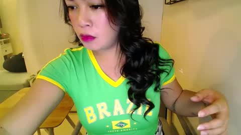 Snapshot of pinaymorena69 chatting on 09.28.25 Just cath online show from 09.28.25