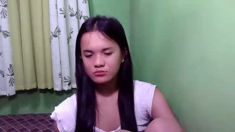 pinaymorena_rhowe online show from 12.03.24