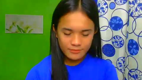 pinaymorena_rhowe online show from 12.09.24