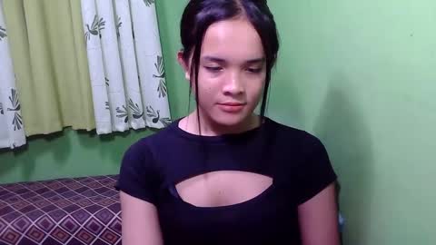 pinaymorena_rhowe online show from 12.20.24