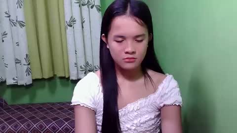pinaymorena_rhowe online show from 01.03.25