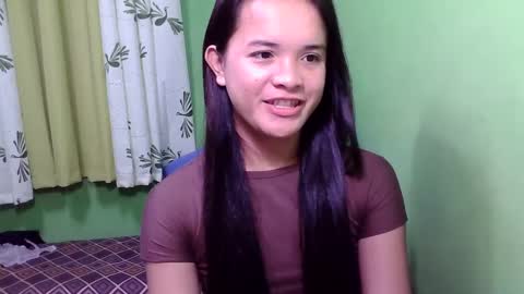 pinaymorena_rhowe online show from 01.10.25