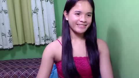 pinaymorena_rhowe online show from 01.12.25