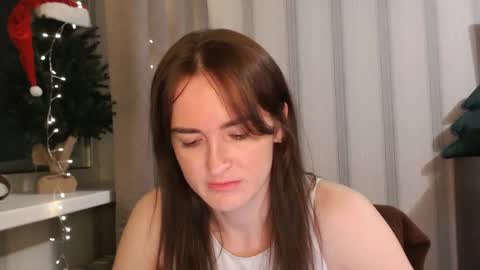 Snapshot of pineapple__mood chatting on 01.13.26 online show from 01.13.26