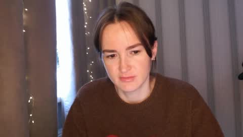 Snapshot of pineapple__mood chatting on 01.17.26 online show from 01.17.26