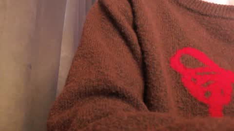 Snapshot of pineapple__mood chatting on 02.03.26 online show from 02.03.26