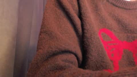 Snapshot of pineapple__mood chatting on 02.06.26 online show from 02.06.26