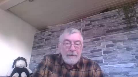 Snapshot of pinholder chatting on 10.30.25 Michael online show from 10.30.25