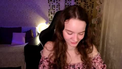 Snapshot of pink__sun chatting on 03.22.26 Stephanie online show from 03.22.26