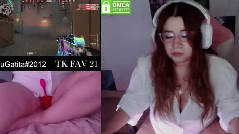 Snapshot of pink_girl0n chatting on 02.01.26 Kitty online show from 02.01.26