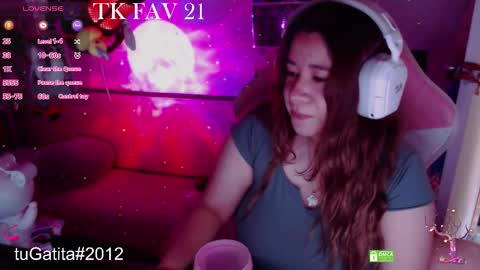 Snapshot of pink_girl0n chatting on 03.23.26 Kitty online show from 03.23.26