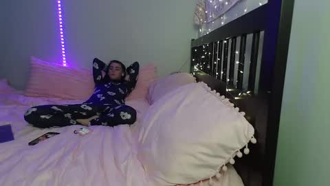 pink_tv online show from 11.03.25