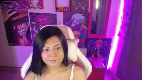 Snapshot of pink_yuii chatting on 12.19.24 pink_yuii online show from 12.19.24