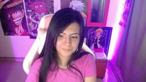 Snapshot of pink_yuii chatting on 01.12.25 pink_yuii online show from 01.12.25