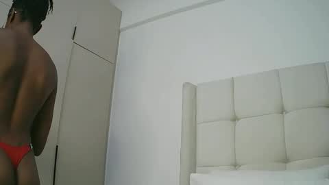 PinkyAura online show from 02.01.26