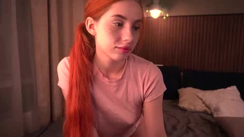 Tgirl Sophie online show from 12.16.25