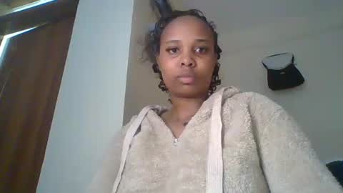 Snapshot of pinkie_bear chatting on 10.31.25 Pinkie online show from 10.31.25