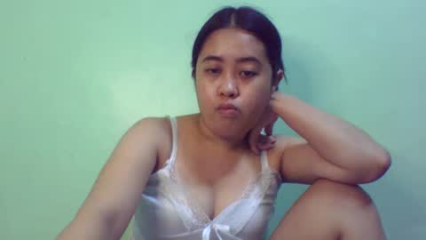 Hi  its me shine  online show from 02.23.25