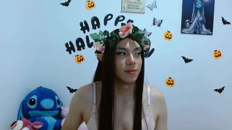 Snapshot of pinkluna0 chatting on 11.01.25 pinkluna0 online show from 11.01.25