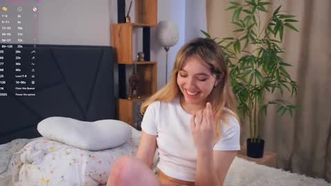 Snapshot of pinkncrazy chatting on 03.02.25 HERES ALICE WELCOME EVERYONE LOVENSE DOMI REACT TO YOUR TIPS LETS MAKE A GREAT SHOW TOGETHER online show from 03.02.25