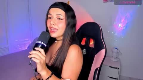 Sarah .. online show from 11.25.25